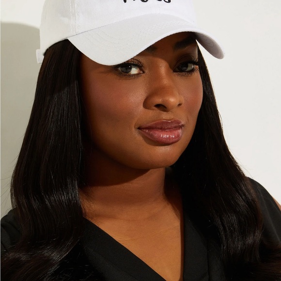 FUTURE MRS 💍 Baseball Cap, One Size - Picture 3 of 3